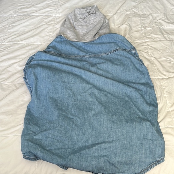 DIVIDED H&M Hooded Denim Jacket - Picture 2 of 5